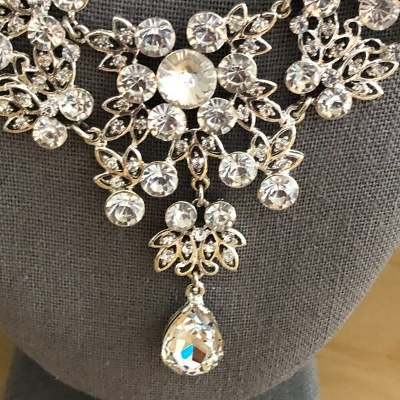 Teardrop Marquise Radiant Rhinestone Cut Drop Necklace - Bridgerton Regency Core - Picture 3 of 7